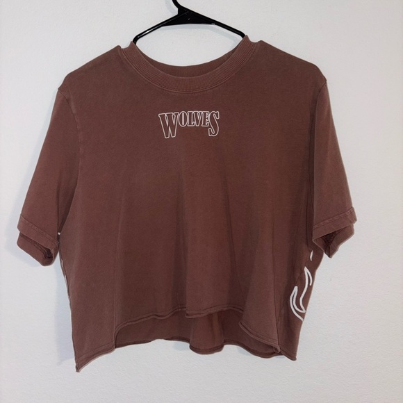 Darc Sport Wolves Club 2 Wolves Cropped Tee - Picture 6 of 9